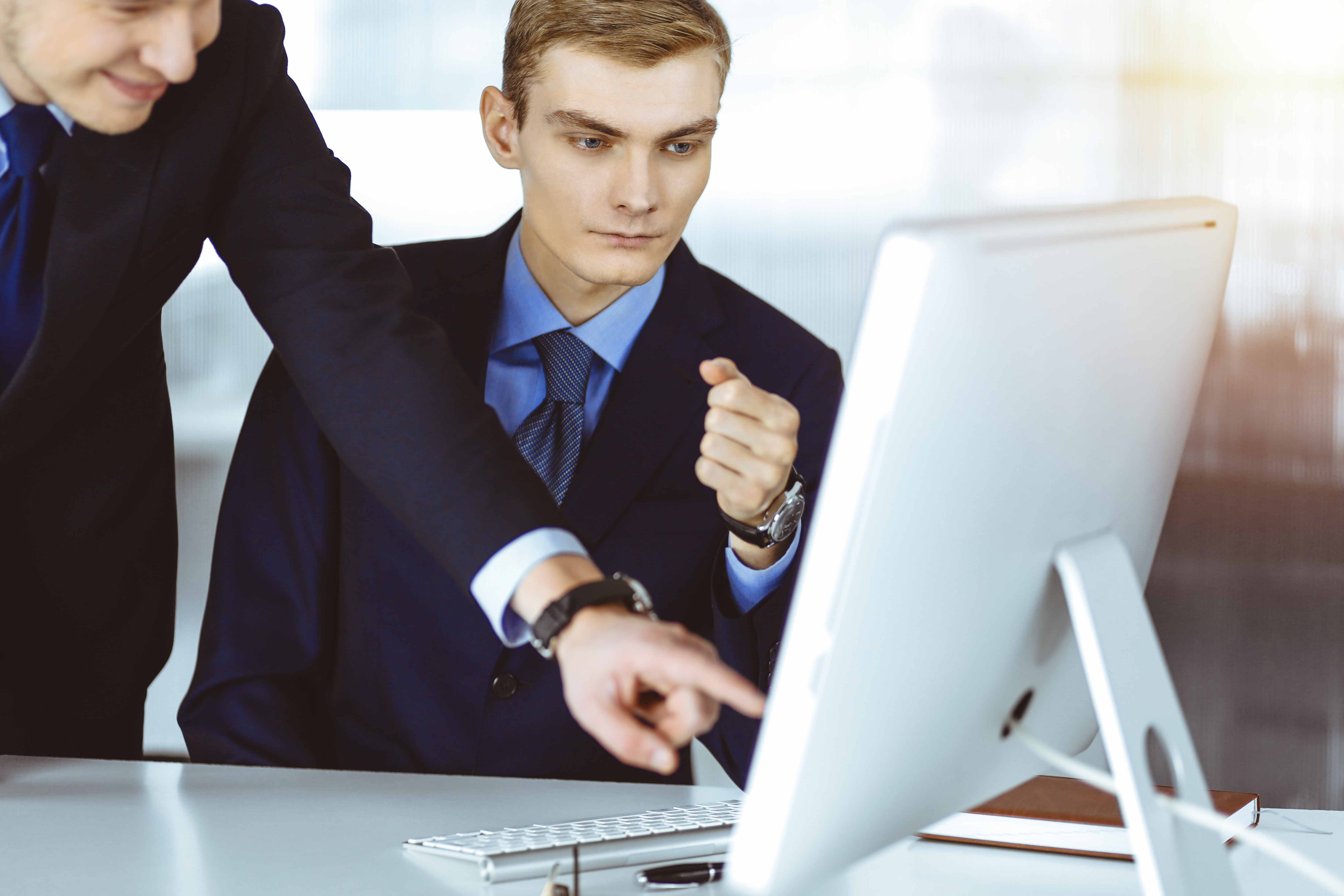 Обзор федеральных программ поддержки: Возможности для предпринимателей